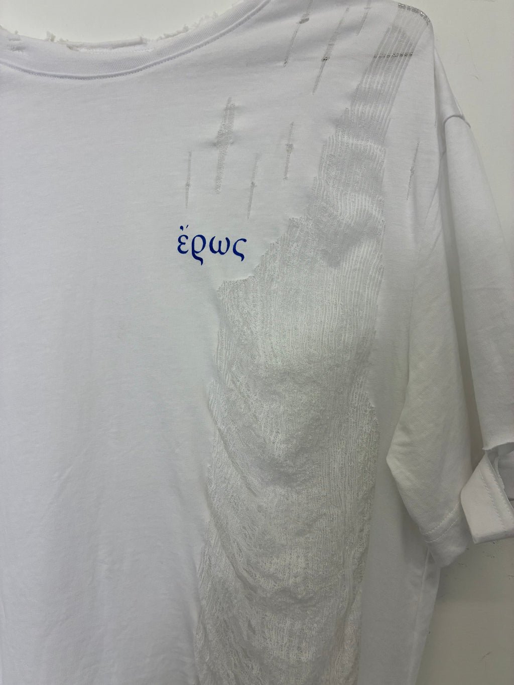 EROS DISTRESSED T-SHIRT