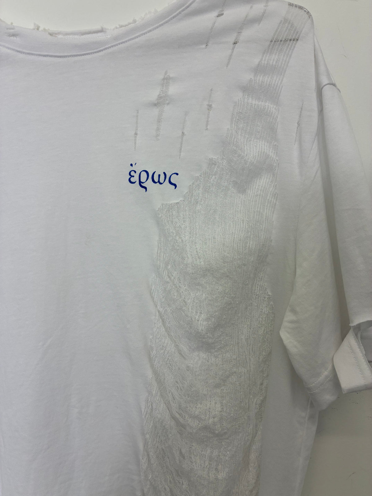 EROS DISTRESSED T-SHIRT